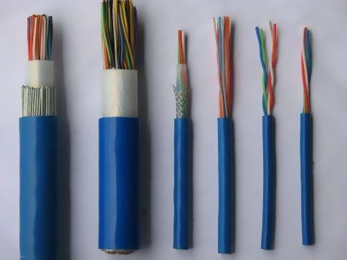 �����|����